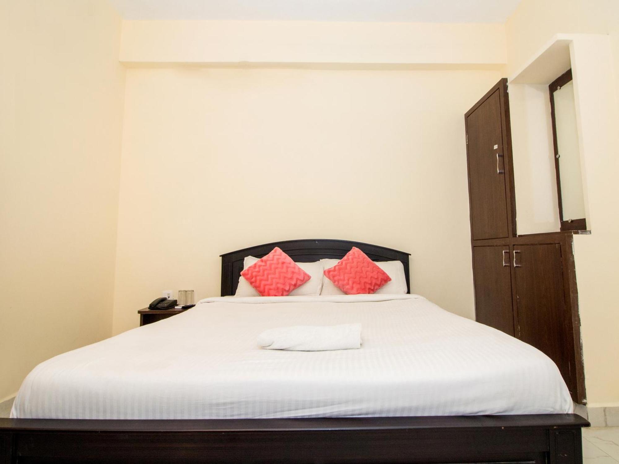 Pearl Suites, Tirupati Kültér fotó